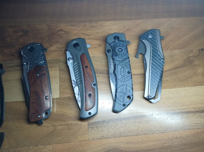 Nože rôzne